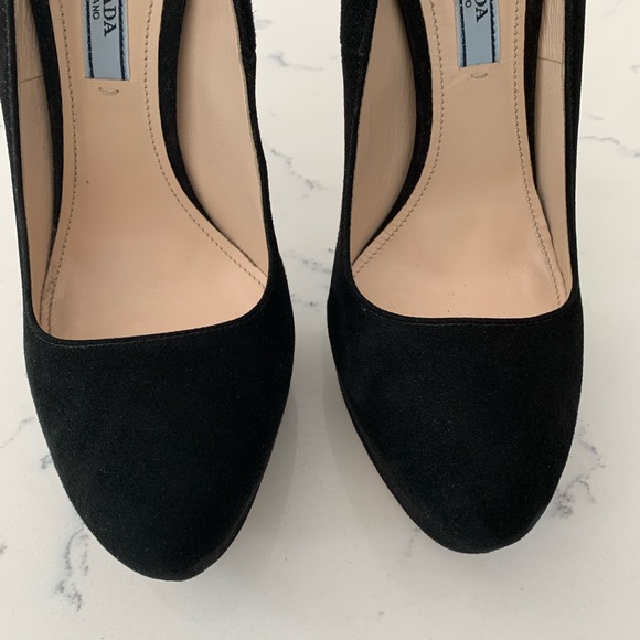 Prada Pumps - Picture 7 of 8
